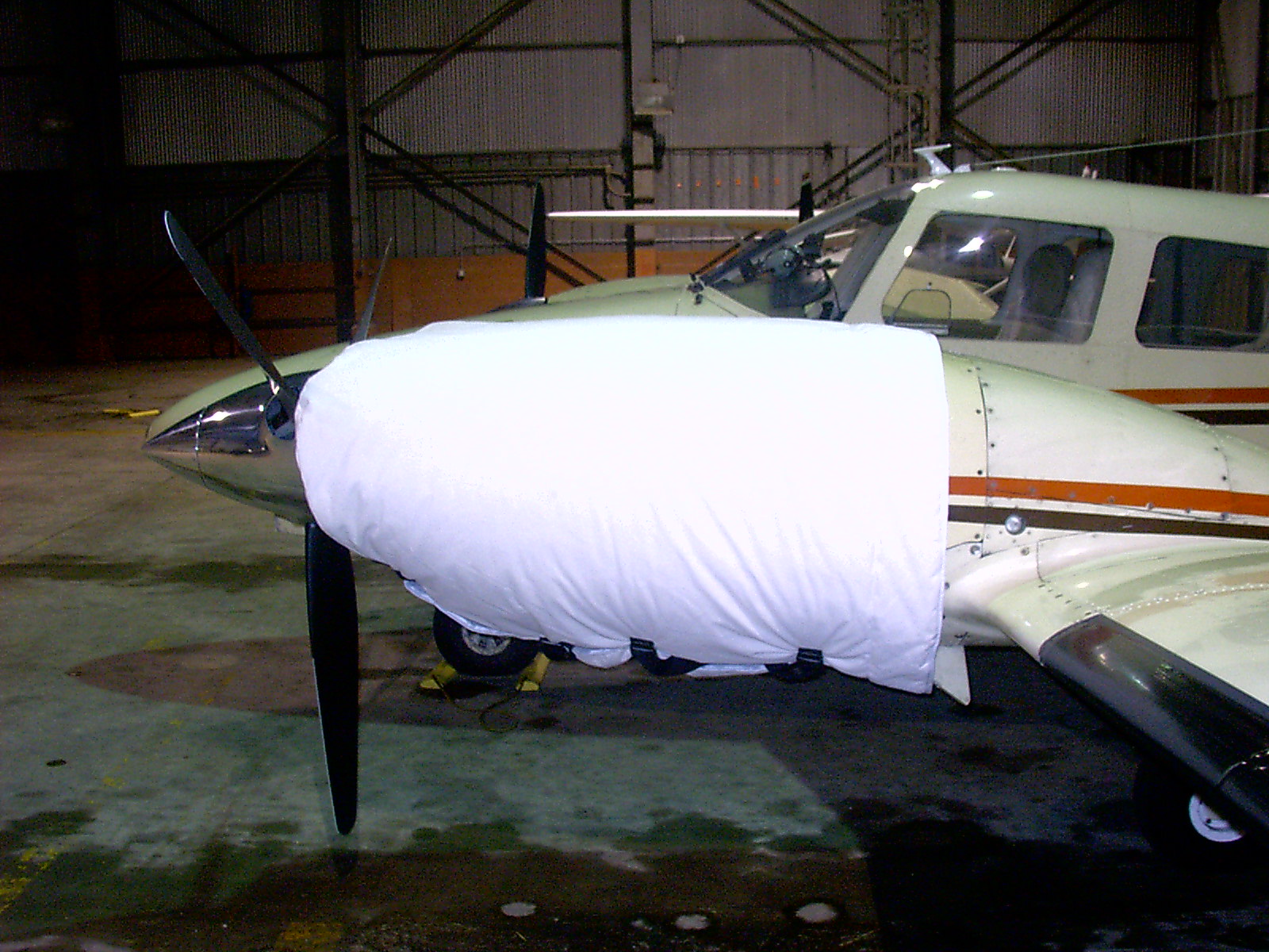 Piperand Cessna  twin engine thermo cowling cover blanket
